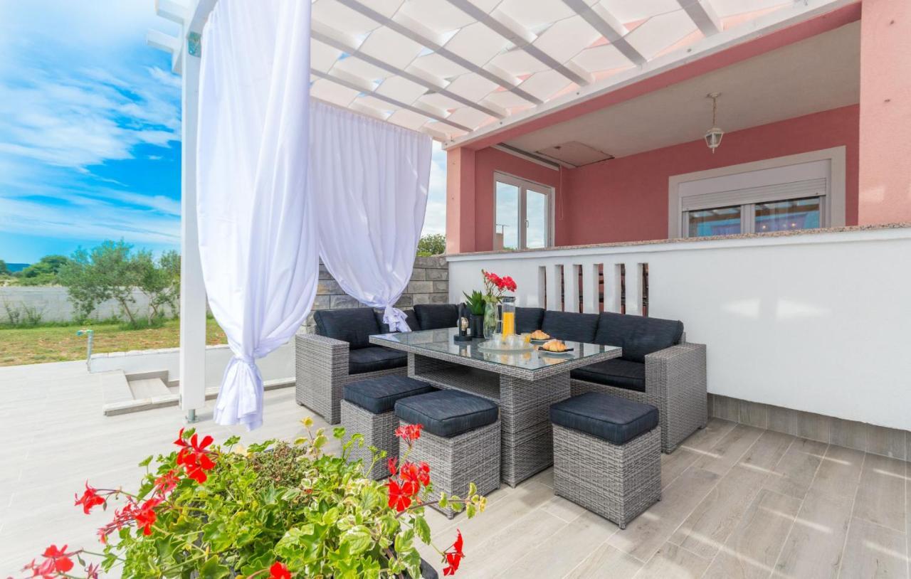 Villa Maris Zadarvillas Tinj Exterior photo